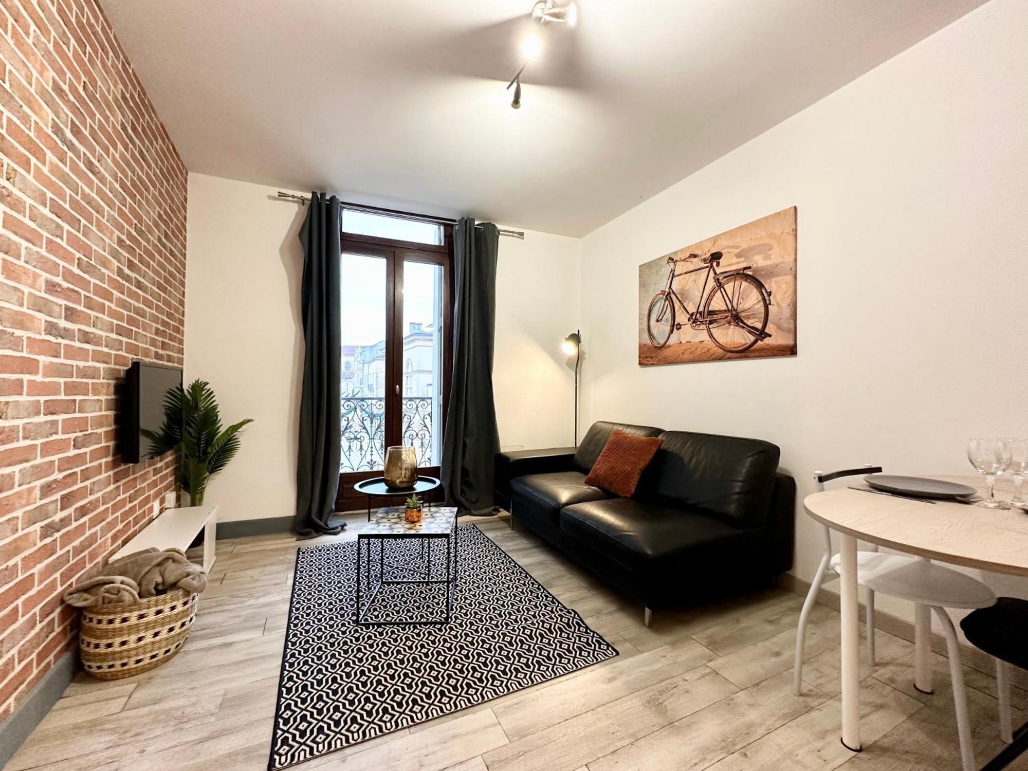 Les 3 Rivieres - Vue Imprenable & Hyper Centre Apartment Mont-de-Marsan Exterior photo